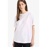 Defacto C0099 Beyaz Oversize Geniş Kalıp Bisiklet Yaka Penye Basic Düz Kısa Kollu Beyaz Tişört