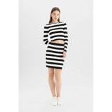 Defacto Coool Slim Fit Dar Kesim Esnek Belli Çizgili Mini Triko Etek C7128AX24WNBK27 Siyah