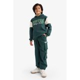 Defacto Erkek Çocuk Kargo Fit Slogan Baskılı Kalın Sweatshirt Kumaşı Pantolon G5637a825cwgn536 Yeşil-gn536