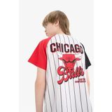 DeFacto Erkek Çocuk NBA Chicago Bulls V Yaka Sırt Baskılı Kısa Kollu Tişört