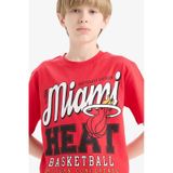 DeFacto Erkek Çocuk NBA Miami Heat Bisiklet Yaka Kısa Kollu Tişört E4837A825SMRD59
