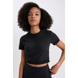 DeFacto Fit Crop Bisiklet Yaka Sporcu Kısa Kollu Tişört, L, A2505AX23AU, Siyah-BK81, Kadın