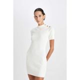 DeFacto Fitted Yarım Balıkçı Yaka Basic Düğmeli Ribana Beyaz Mini Triko Elbise D3455AX24AU - 2XL - Ekru-ER105