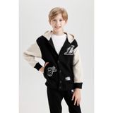 DeFacto Pamuklu Regular Fit Uzun Kollu NBA Current Teams Kapüşonlu Çıtçıtlı Hırka Erkek Çocuk D3118A824WN