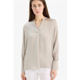 DeFacto Regular Fit Apaş Yaka Saten Uzun Kollu Bluz C3217ax25sp