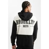 DeFacto Siyah NBA Brooklyn Nets Comfort Fit Kapüşonlu Sırt Baskılı Sweatshirt C9252AX24AU