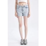 DeFacto Y8861AZ22HS Wanna Katlamalı Paça Yıkamalı Jean Mini Şort
