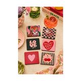 Defne Store Retro ve Pop Art Desenli Uv Baskılı Mdf Bardak Altlığı, 3 Mm, 9 Cm, 6'lı Set