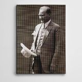 Dekolata Atatürk Beyaz Şapka 35x50 cm Kanvas Tablo
