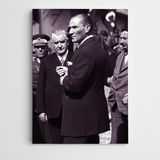 Dekolata Atatürk Eşrafla 25x35 cm Kanvas Tablo