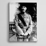 Dekolata Atatürk Siyah Beyaz Asker Kıyafeti İle Kanvas Tablo 20 x 30 CM