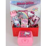 DEKOMUS İLE ÖZEL KUTULU LİSANSLI HELLO KITTY MATARA VE BESLENME KABI İLE KIRTASİYE OKUL SETİ