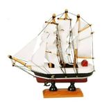 Dekoratif Ahşap Yelkenli Gemi Maketi, El Yapımı Denizcilik Temalı Model Gemi, 16x16 cm, Beyaz Yelkenli