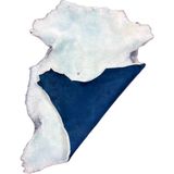 Dekoratif Boyalı Hafif Kusurlu Doğal Koyun Postu - 80X60 cm Koyun Postu - Seccadelik Koyun Postu - Mavi - 80 x 60 cm