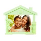 Dekoratif Yatay Ev Görünümlü Fıstık Yeşili Renkli Hediyelik 13x18 Plastik Fotoğraf Çerçevesi
