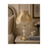 Dekovien Gold Kadife Kaplı Beyaz İşlemeli Başlık İncili Gold Metal Ayaklı Klasik Model Abajur 55x25cm