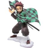 Demon Slayer Kimetsu No Yaiba Tanjiro Fighting Version Aksiyon Figür 16 cm - Genel