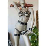 Deri Tasma Detaylı Fantezi Deri Harness Takım