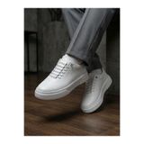 Derify Hakiki Deri Beyaz Erkek Casual Ayakkabı – Ortopedik, Ultra Rahat, Akıllı Bağcık, Günlük Sneaker
