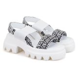 Desa Kadın Beyaz Monogram Desenli Dolgu Topuklu Sandalet 26332, 37