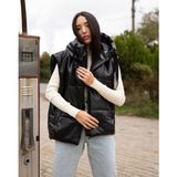 Deseo Boutique Kadın Siyah Renk Suni Deri Tarz Model Kapşonlu ve Cepli Kolsuz Puf Yelek Mont