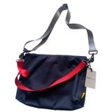 Design Studio Travel Sling Bag Medium - Lacivert Omuz Çantası, Su İtici Kumaş, Ayarlanabilir Askılı Şehir ve Seyahat Çantası