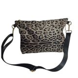 Design Studio Travel Sling Bag Medium Leopar Çapraz Askılı Omuz Çantası, Su İtici Polyester Kumaş, Ayarlanabilir Askı, Fermuarlı Günlük Kullanım Çantası