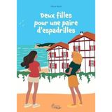 DEUX FILLES POUR UNE PAIRE D'ESPADRILLES