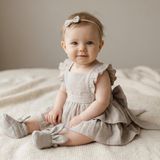 DEUX LAPINS%100 Pamuk Cotton Grey Müslin Fırfırlı Kız Bebek Abiye Elbise ABYELB-COG-00612A