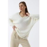 Devinka DVKA-0189 Kemik Oversize Salaş V Yaka Kadın Triko Kazak