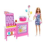 Die Grup Barbie Mysteries: Beach Detectives Barbie 'malibu' Bebek, Pamuk Şeker Makinesi, Oyun Kabini ve Ödüller ile Birlikte 20 Aksesuar Içeren Oyun Seti, JFV67 - Ahşap