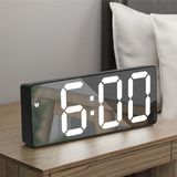 Dijital Masa Saati Alarm Erteleme, Gece Modu Ve Ses Kontrollü Akıllı Led Saat Siyah