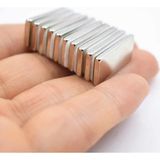 Dikdörtgen Neodyum Mıknatıs 20x10x1,5 mm (10 Adet Set) - Gümüş