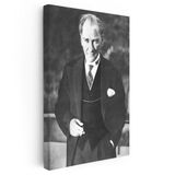 Dikey Kanvas Tablo Atatürk Yelekli Sivil Duruş Atatürk Tablosu Ev Ofis Duvar Dekoru