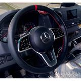 Dikişli Direksiyon Kılıfı Siyah Deri Kırmızı Yüzük Kırmızı Dikişli Mercedes Sprinter 2025 İçin