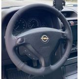 Dikişli Direksiyon Kılıfı Siyah Deri Noktalı Deri Siyah Dikişli Opel Astra İçin