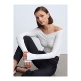 DILVIN Omuzları Açık Büzgülü Crop Top Kadın Uzun Kollu Fitted V Yaka Bluz