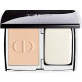 Dior Forever Natural Velvet Compact Fondöten 3N SPF ile Pürüzsüz ve Mat Görünüm Sağlar