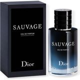 Dior Sauvage 100 ml Erkek Parfüm Aromatik Amber Etkisi ile Modern Koku Deneyimi