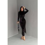 Dip Moda kadın kemerli yırtmaç detaylı uzun kadife elbise KKLF80