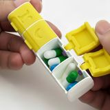 Ditmo Sarı Mıknatıslı 4 Bölmeli Günlük Ilaç Kutusu - Taşınabilir Vitamin Organizer - RENK