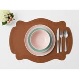 Diva Homelive 6 Kişilik Deri Nakışlı Amerikan Servis 33 x 45 cm & 6 Adet Bardak Altlığı Hediyeli - Kahverengi