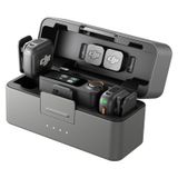 DJI Mic 3 (2 TX + 1 RX + Şarj Kutusu), iPhone/Kamera/Android için Kablosuz Mikrofon, Ultra Hafif, Dengeli Ses için Uyarlanabilir Kazanç Kontrolü, Çift Bantlı Girişim Önleyici, 28 Saat Kullanım, Vlog
