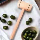 Dnz El Yapımı Büyük Ahşap Zeytin Ceviz Fındık Kırıcı - Kahverengi