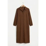 Dökümlü Bürümcük Kumaş Uzun Tesettür Elbise – Düğmeli Model-Kahverengi-4XL