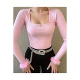 Doll Wear Butik Pembe Kalp Detaylı Kare Yaka Tüy Aksesuarlı Uzun Kollu Crop Bluz