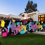 DOTOOMA 118 x 20 inç Neon Glow In The Dark Happy Birthday Yard Afiş Burcu Renkli Grafiti Splash Boya Polyester Çocuk Bebek Duş Parti Süslemeleri Malzemeleri İç Mekan Dış Mekan
