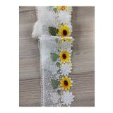 DUAYEN Batikli Mutfak Güpürü Dantel Ayçiçeği Desen Tekstil Aksesuarı 8 Metre (kar beyaz zeminli)