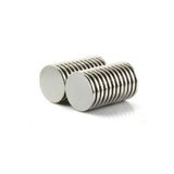 Dünya Magnet Yuvarlak Güçlü Neodyum Mıknatıs 20 Adet Çap 20Mm X Kalınlık 2 Mm