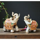 E-life shop Lüks Ayna & Nakış İşlemeli Feng Shui Şans Getiren 2’li Fil Heykeli Dekoratif Biblo 10 cm Ev Hediyesi